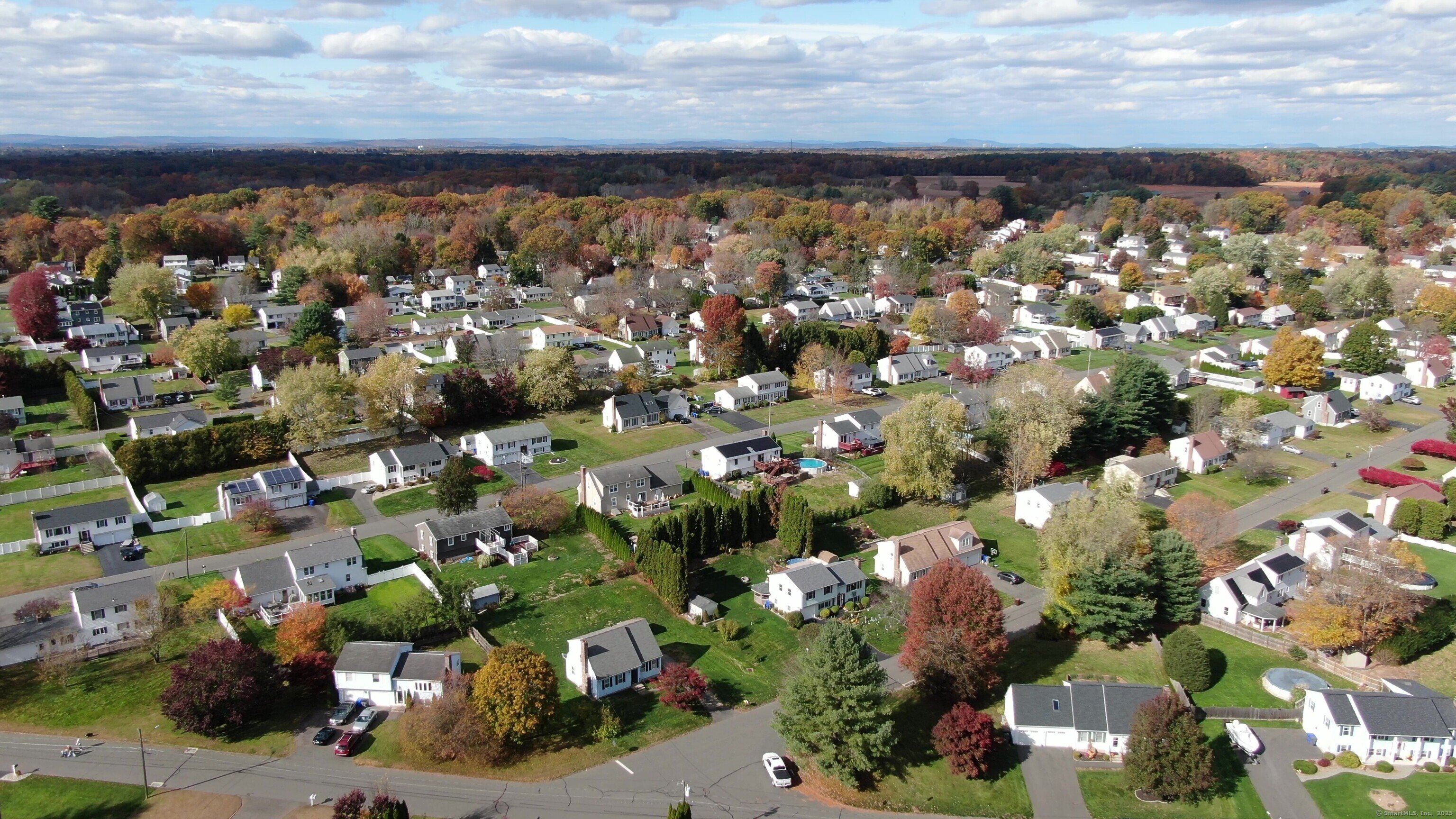 28 Eileen Lane Enfield CT 06082