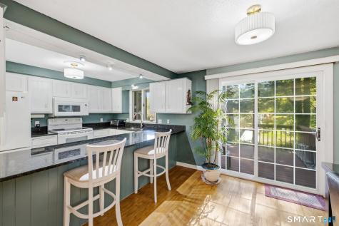 125 Lamplighter Drive Manchester CT 06040