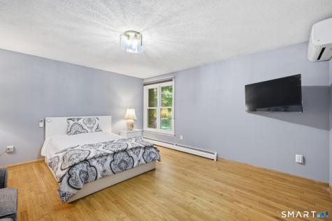 125 Lamplighter Drive Manchester CT 06040