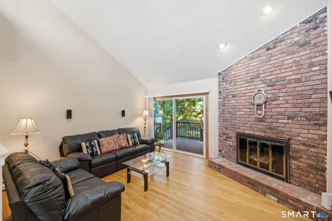 125 Lamplighter Drive Manchester CT 06040