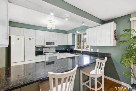 125 Lamplighter Drive Manchester CT 06040
