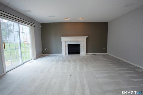 90 Fox Hollow Avon CT 06001