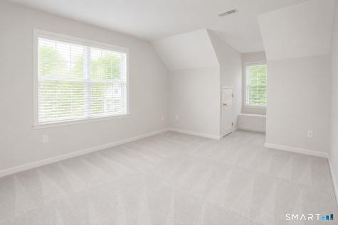 90 Fox Hollow Avon CT 06001
