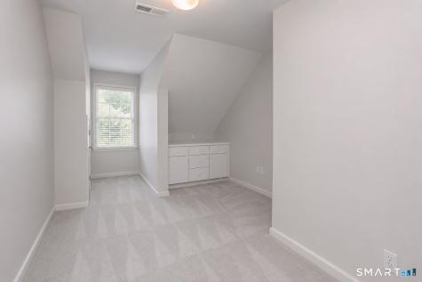 90 Fox Hollow Avon CT 06001