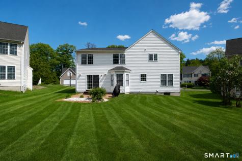 90 Fox Hollow Avon CT 06001