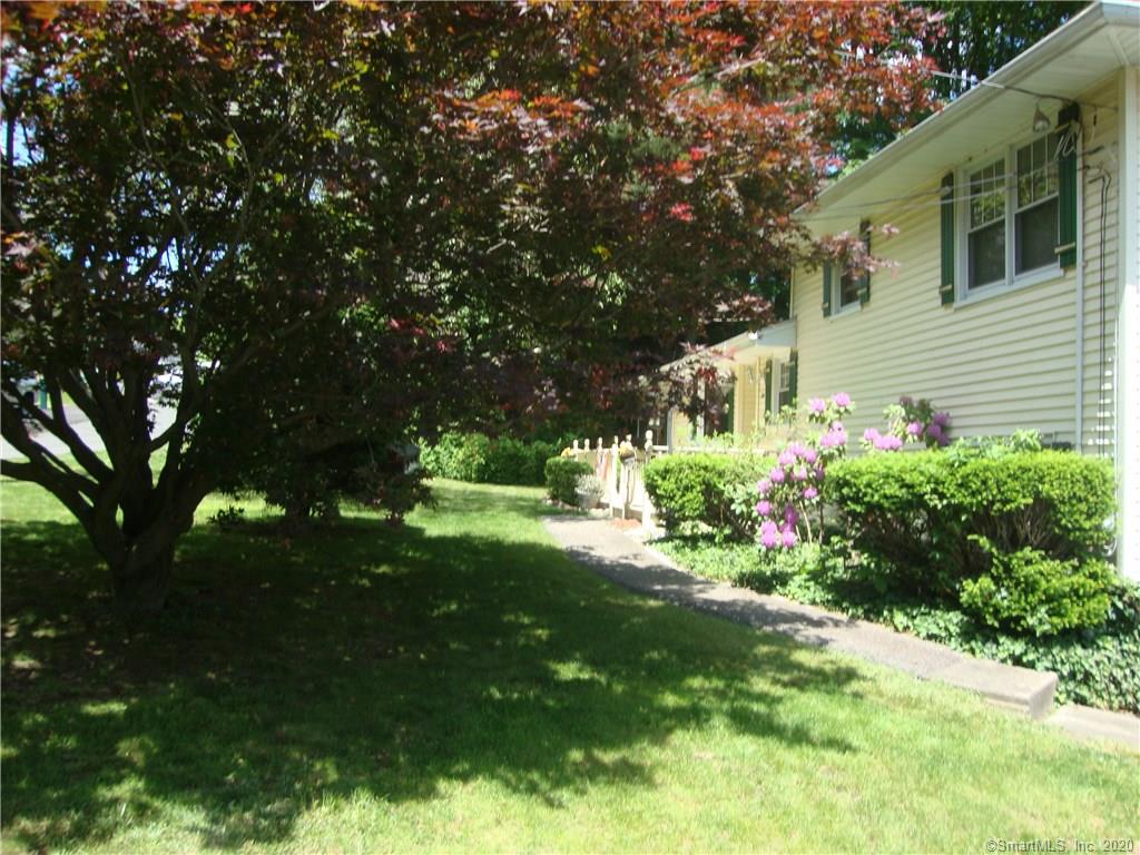 28 Kings Highway Shelton CT 06484