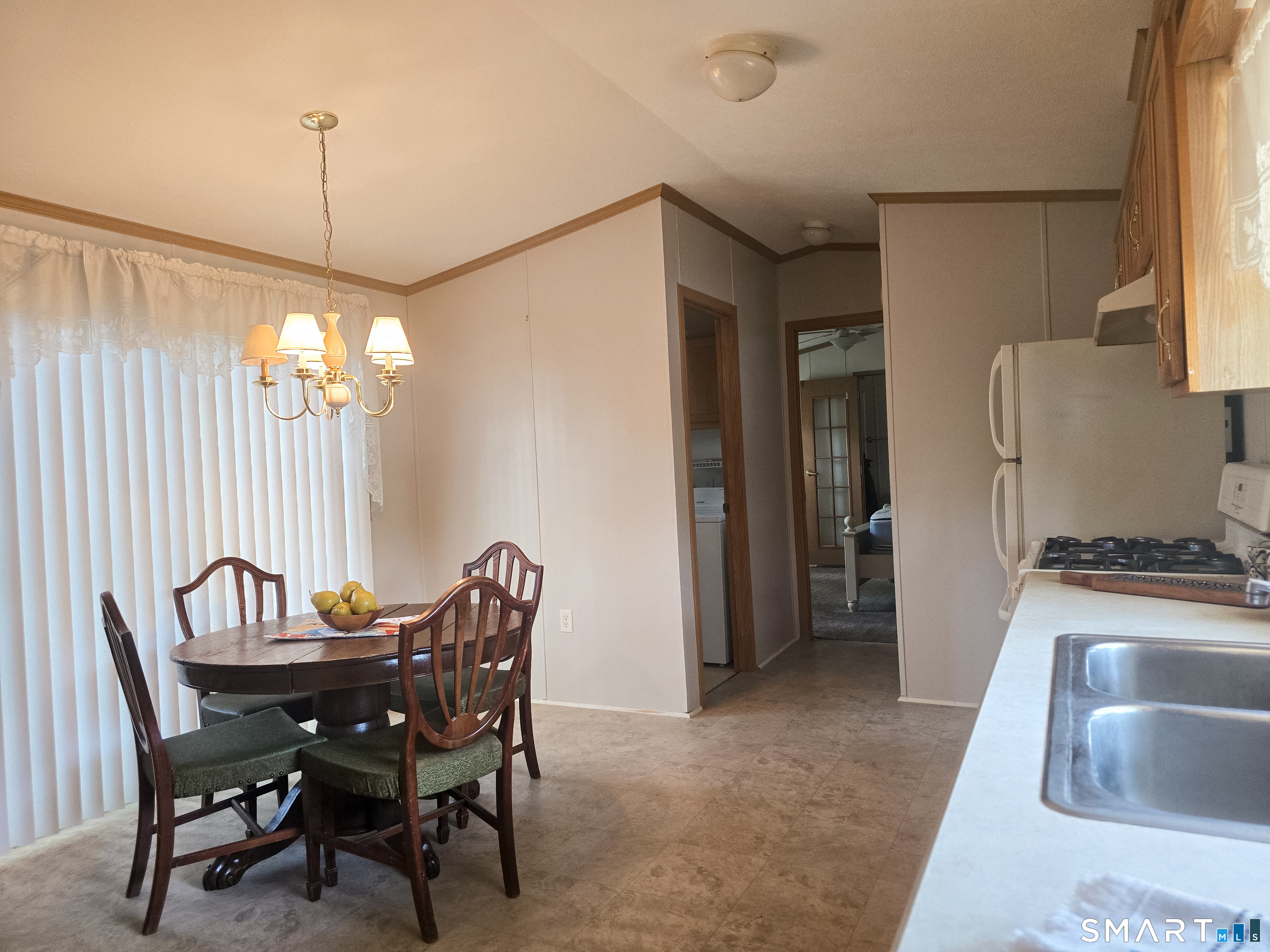 136 Hunters Road Norwich CT 06360