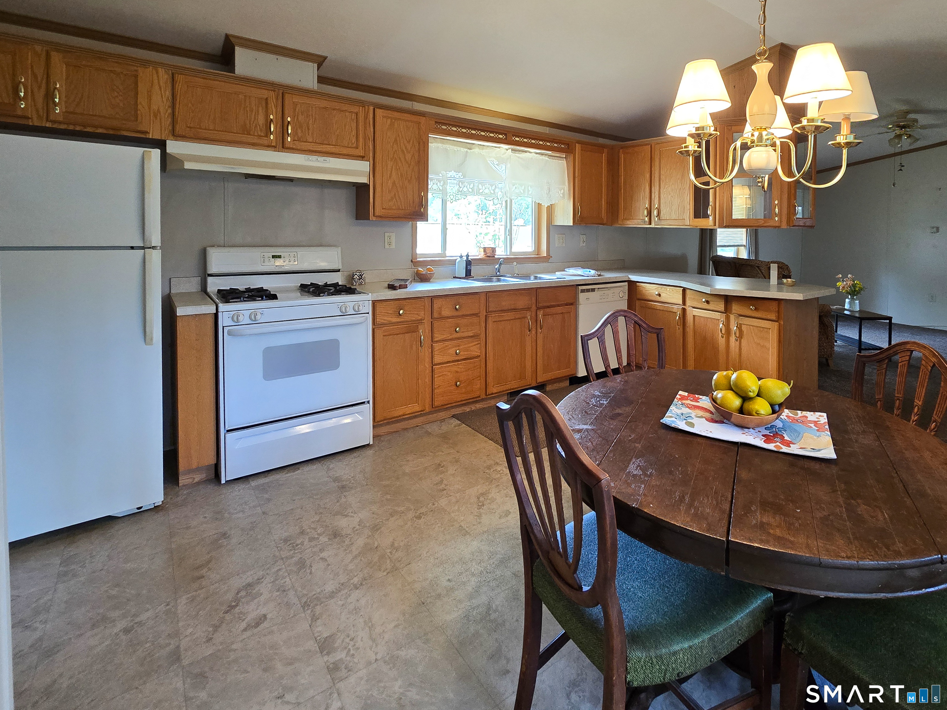 136 Hunters Road Norwich CT 06360