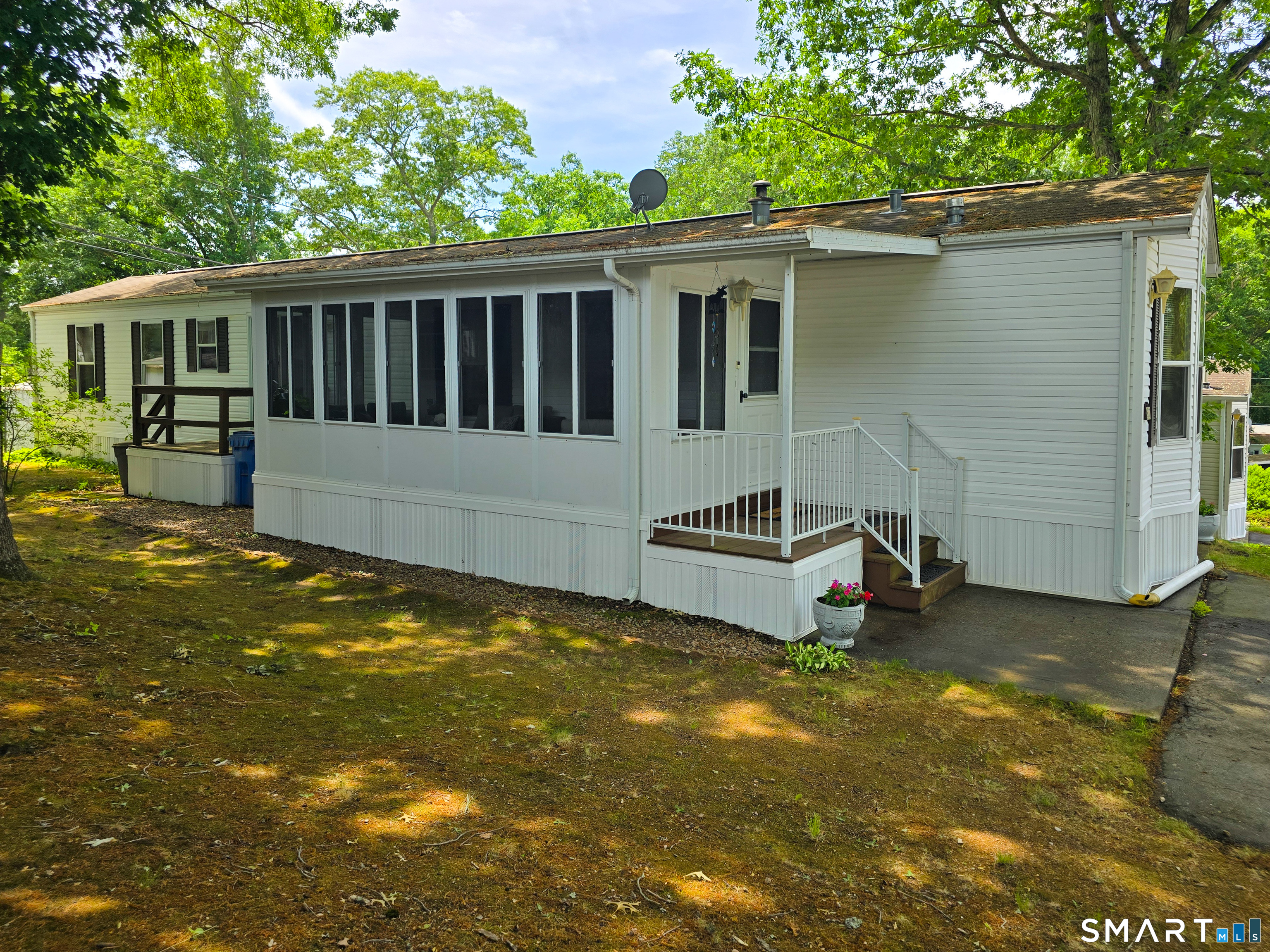 136 Hunters Road Norwich CT 06360