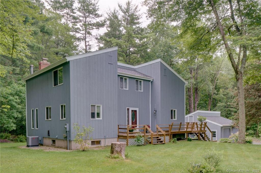 6 Duncaster Circle Granby CT 06035