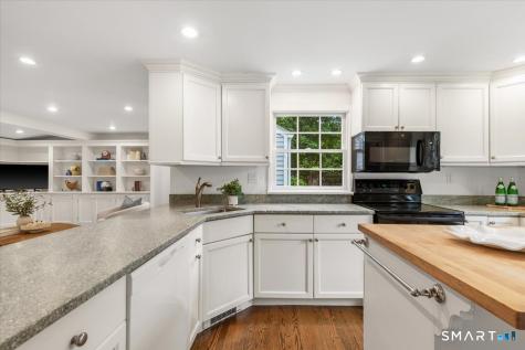 27 White Oak Shade Lane New Canaan CT 06840