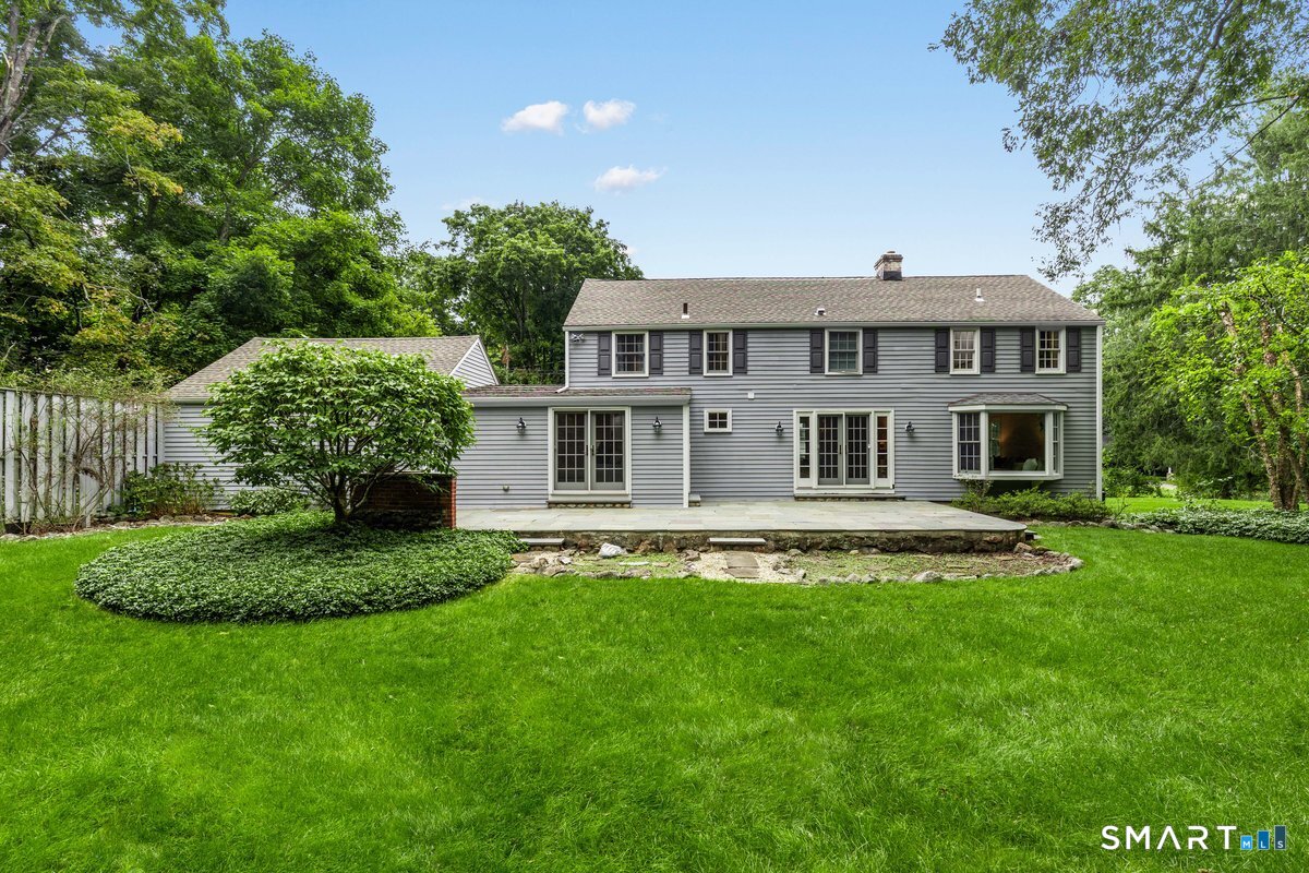 27 White Oak Shade Lane New Canaan CT 06840