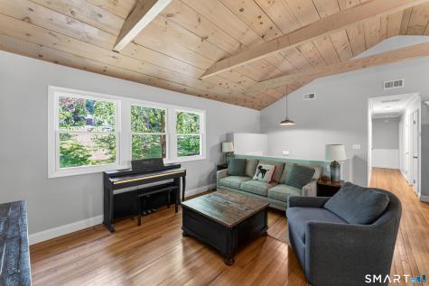 14 Deerfield Drive Newtown CT 06482