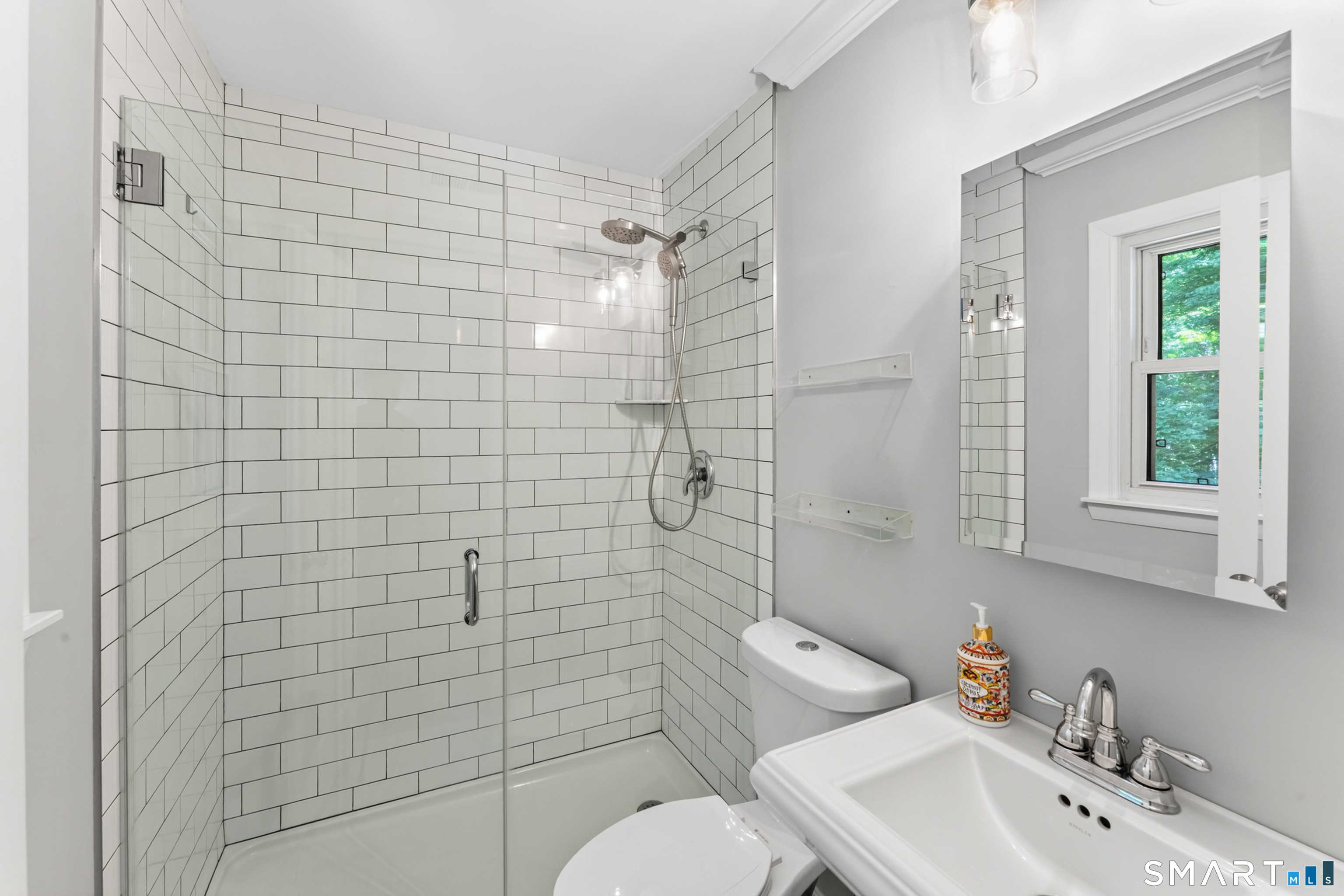 14 Deerfield Drive Newtown CT 06482