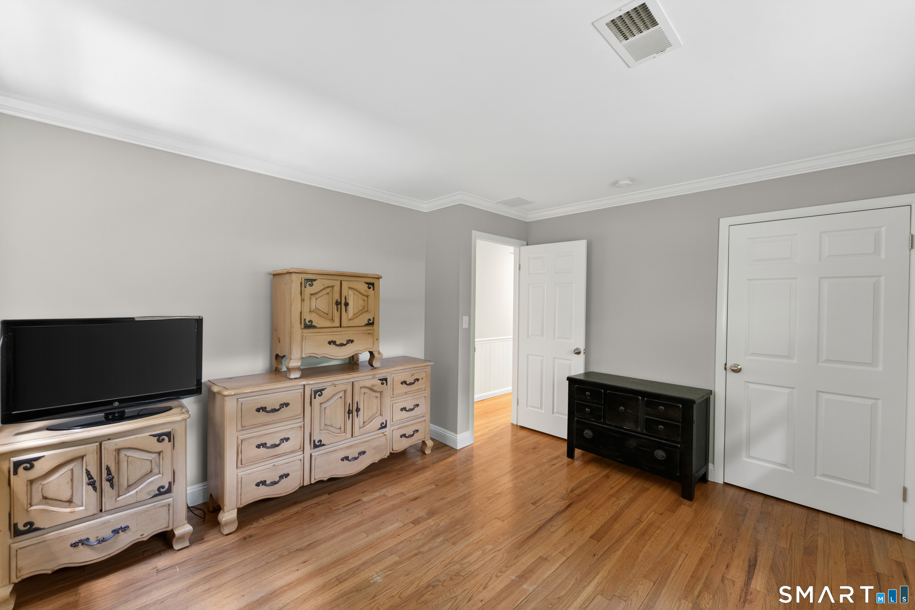 14 Deerfield Drive Newtown CT 06482