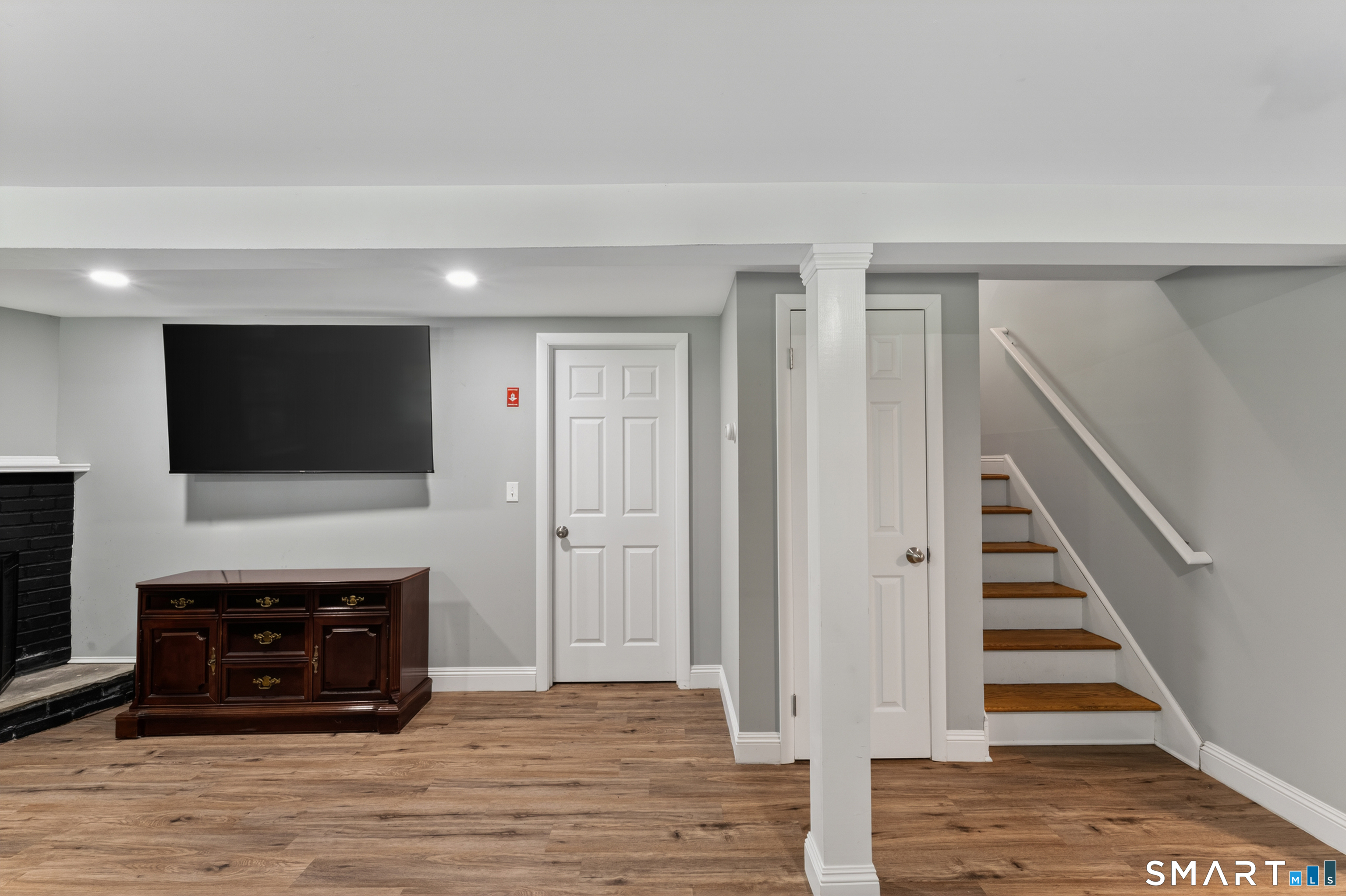 14 Deerfield Drive Newtown CT 06482