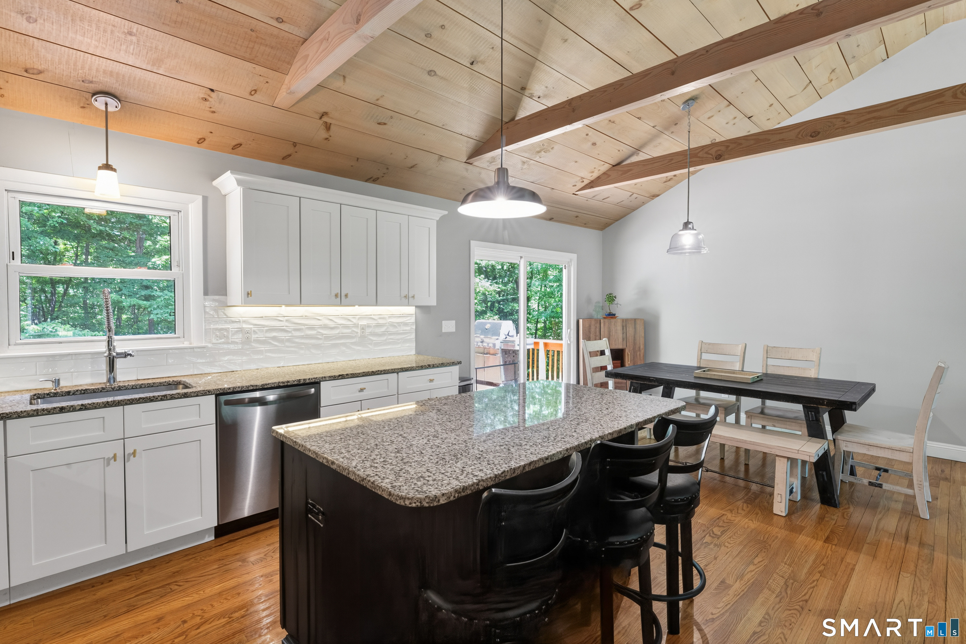 14 Deerfield Drive Newtown CT 06482