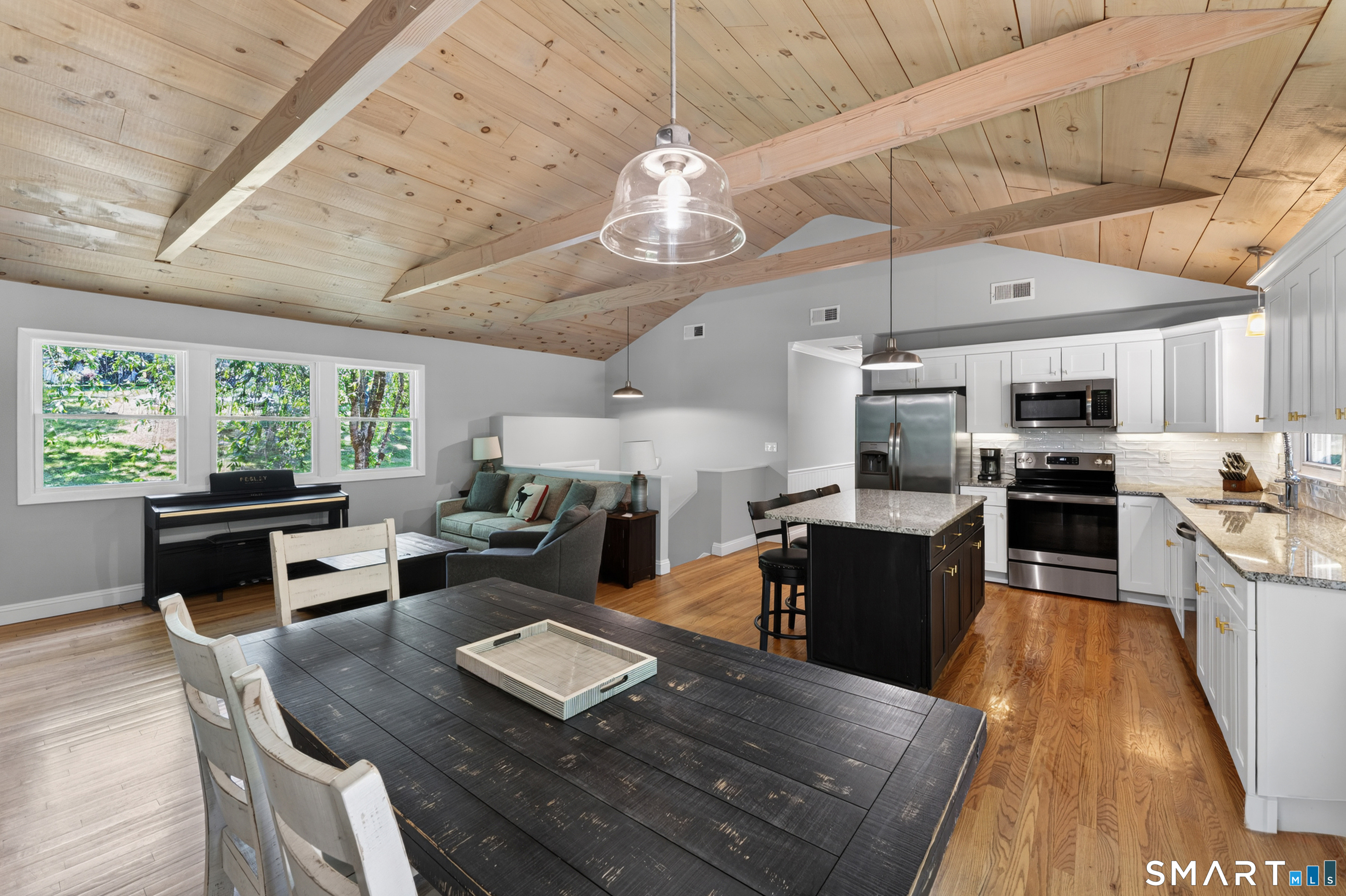 14 Deerfield Drive Newtown CT 06482