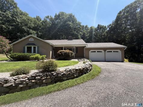 167 Moose Hill Road Oxford CT 06478