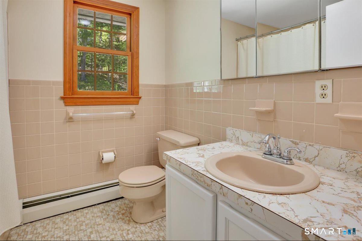 376 Darling Road Salem CT 06420