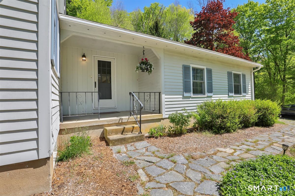 376 Darling Road Salem CT 06420