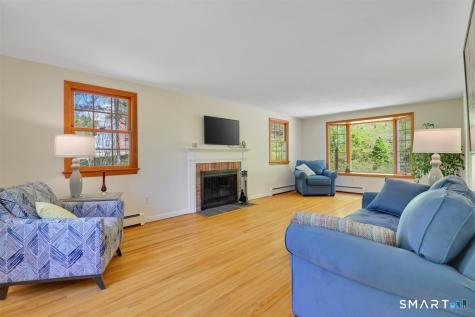 376 Darling Road Salem CT 06420