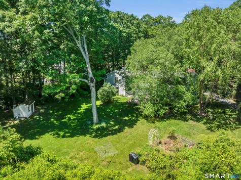 3 Naomi Lane East Lyme CT 06333