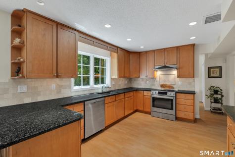 3 Naomi Lane East Lyme CT 06333