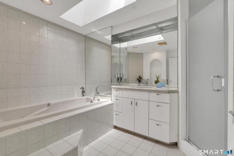 3 Naomi Lane East Lyme CT 06333