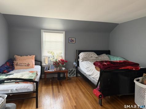 85 Bannister Street Hartford CT 06106