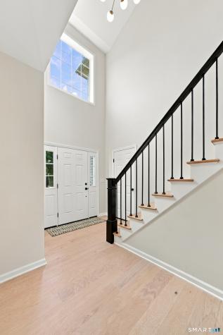 120 Circlewood Drive Berlin CT 06037
