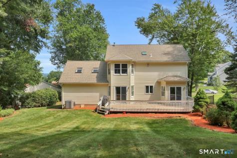 69 Ledgebrook Lane Middletown CT 06457