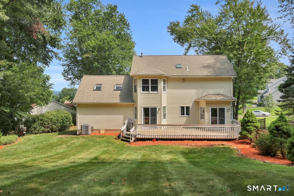 69 Ledgebrook Lane Middletown CT 06457