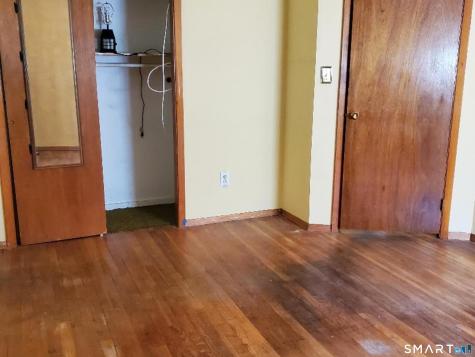 65 Vernon Road East Hartford CT 06108