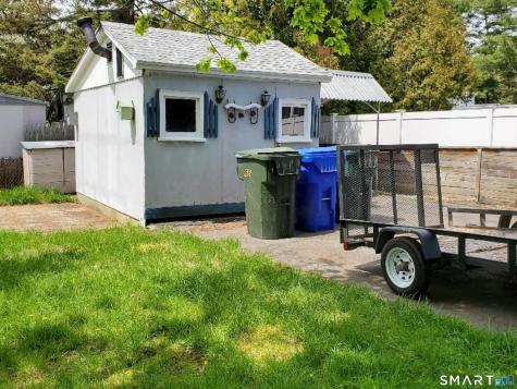 65 Vernon Road East Hartford CT 06108