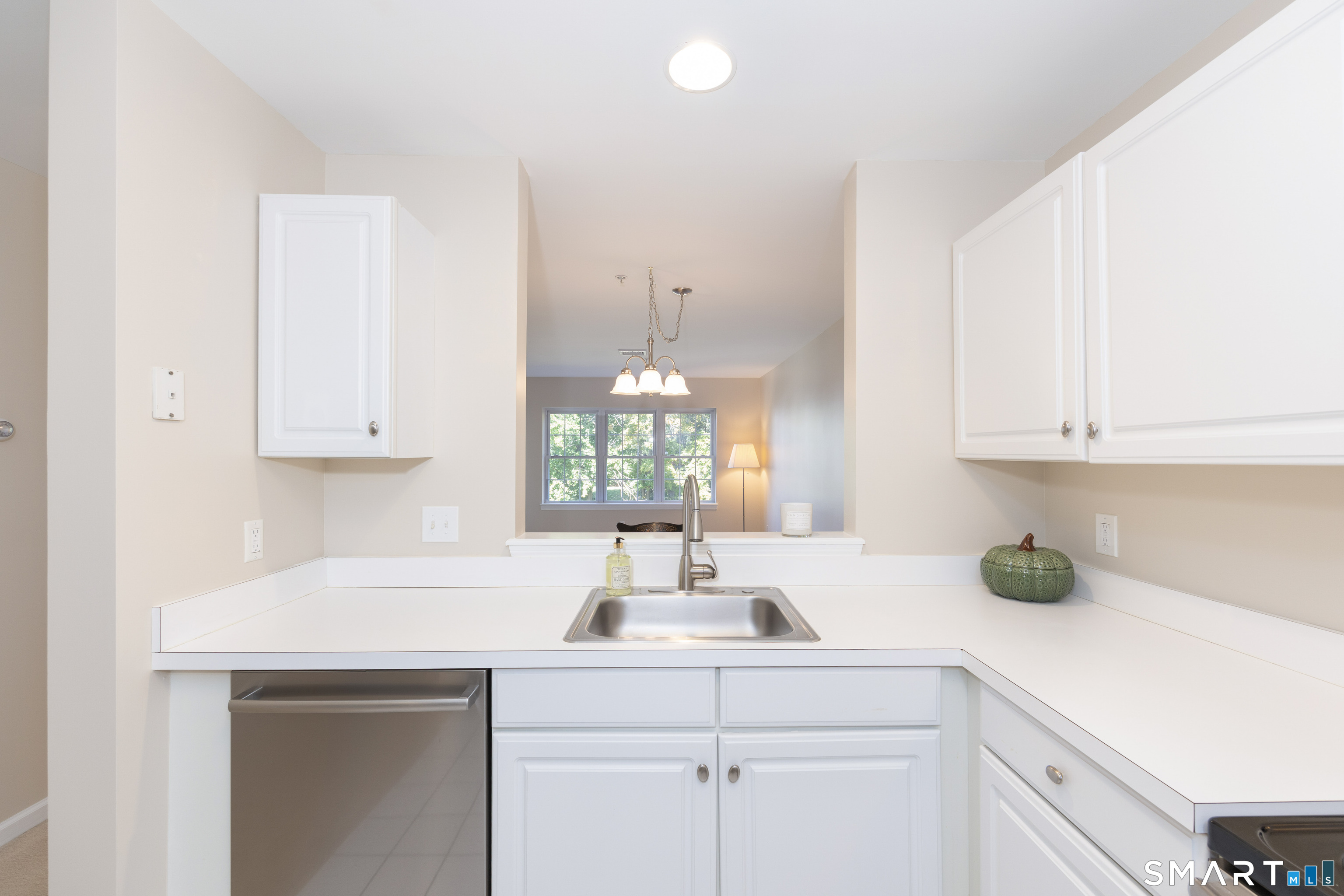 75 Washington Avenue Hamden CT 06518