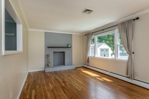 21 Brentwood Road New Milford CT 06776