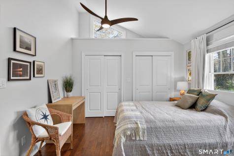 12 Howe Place Milford CT 06460