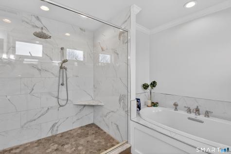 12 Howe Place Milford CT 06460