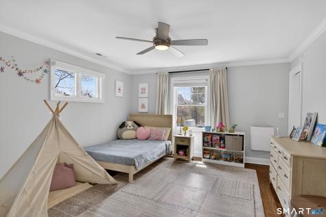 12 Howe Place Milford CT 06460