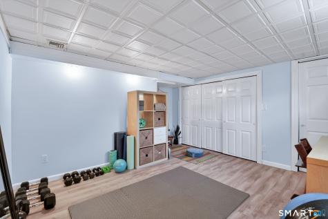 12 Howe Place Milford CT 06460