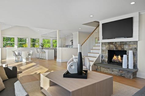 71 Peaceable Ridge Road Ridgefield CT 06877
