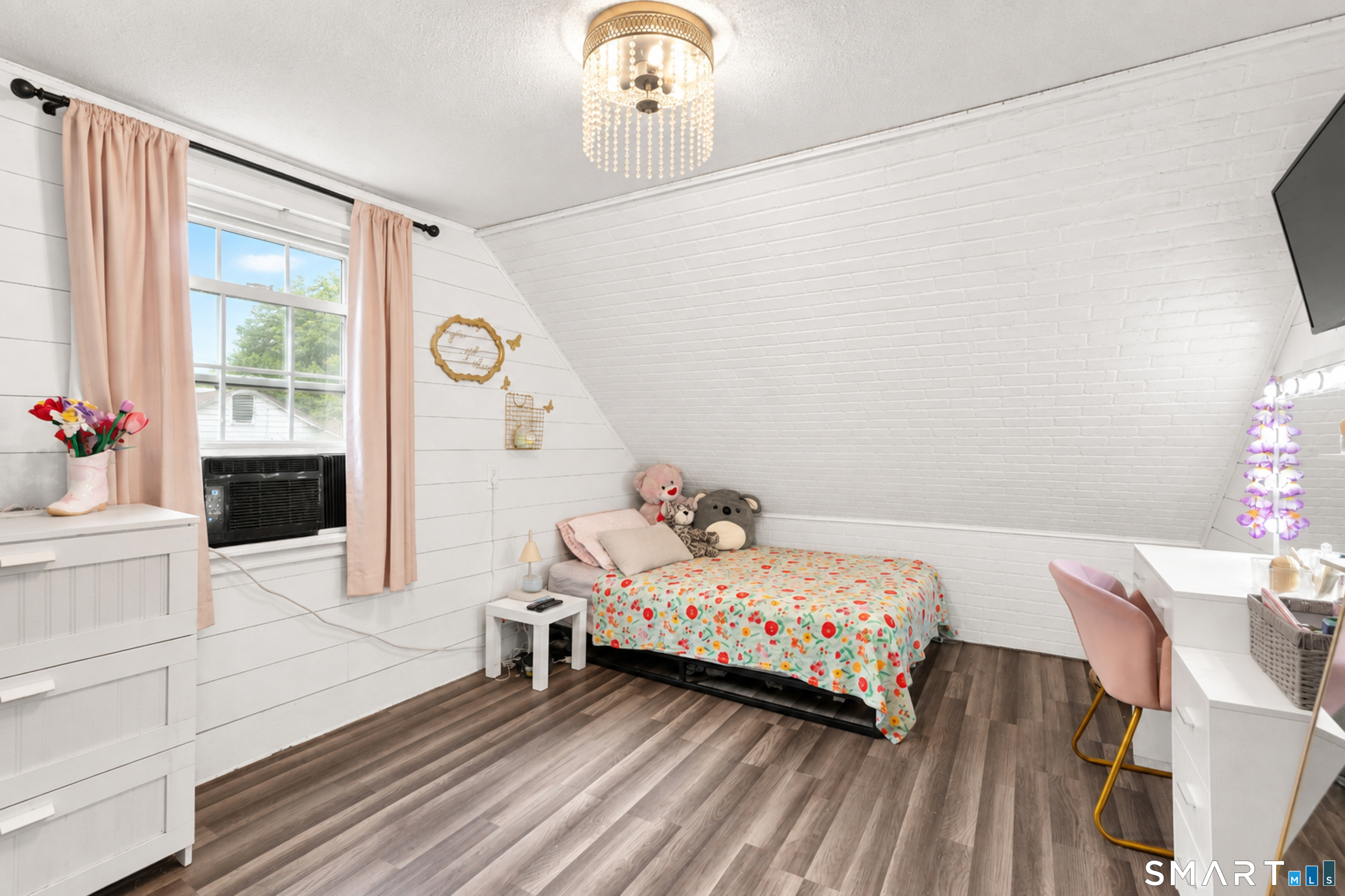 24 Bailey Avenue Wallingford CT 06492