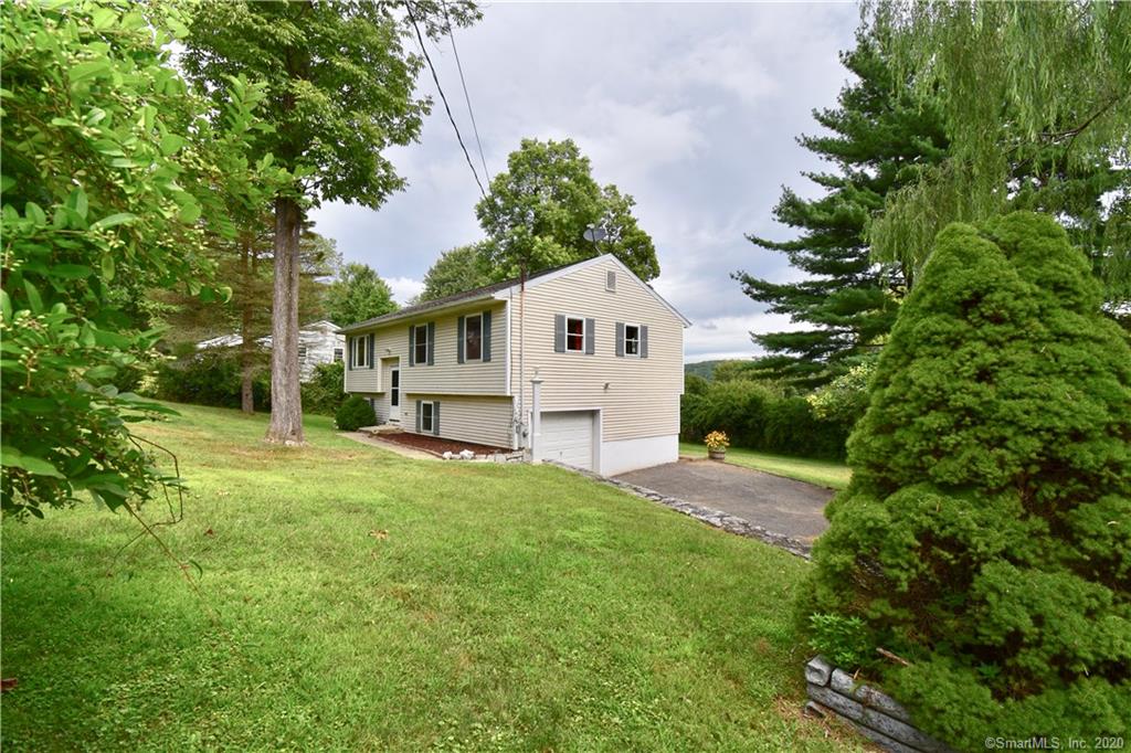 3 Windaway Road Danbury CT 06810
