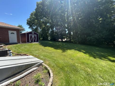 13 Walnut Lane Wallingford CT 06492