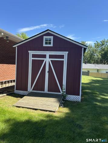 13 Walnut Lane Wallingford CT 06492