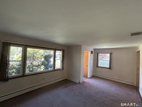 13 Walnut Lane Wallingford CT 06492