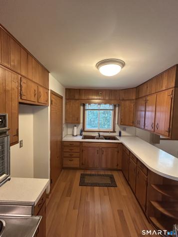 13 Walnut Lane Wallingford CT 06492