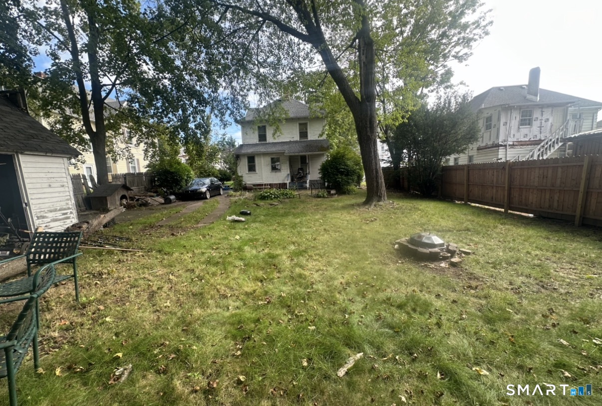 26 Holl Street Manchester CT 06040