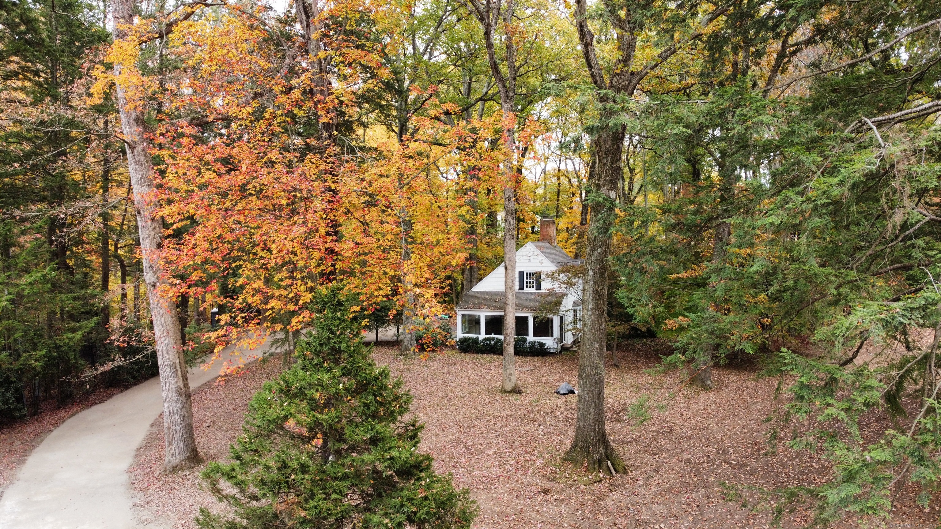 48 Brookwood Lane New Canaan CT 06840